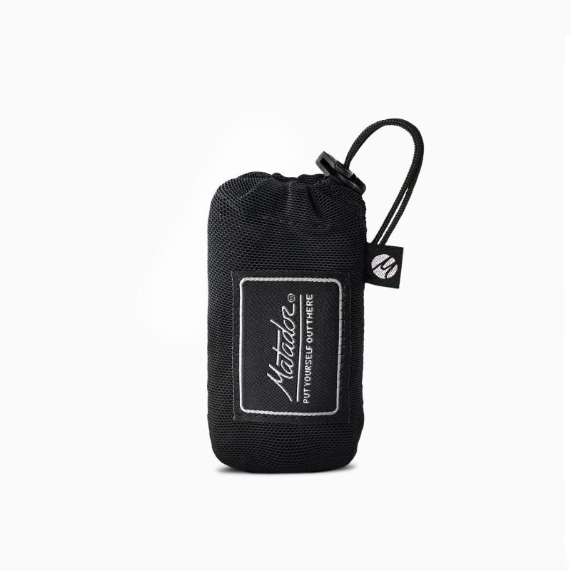 Matador MiniPocketBlanket3.0 Black PackedFront 250grey 2000x 2d4714bc 8c2c 4ff6 a461 2387c31c5b41