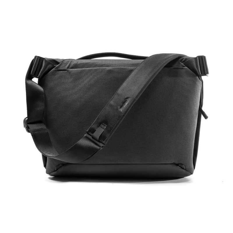 everyday messenger black 13 3 1024x1024 c6f529c3 3517 476b bb0d 44b4754ae457